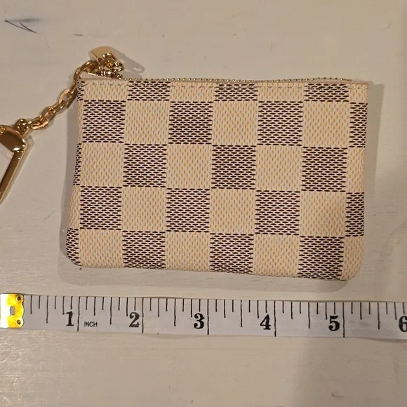 Patterned Key Pouch - Picture 4 of 5
